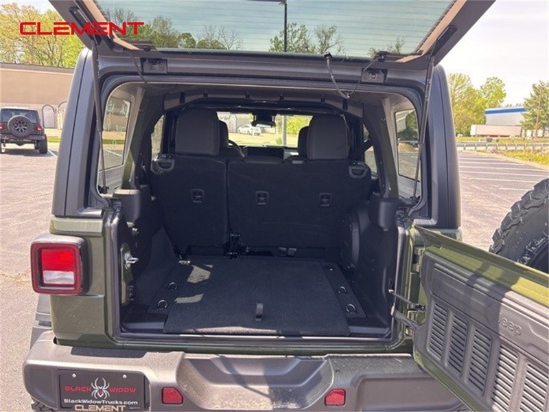 Jeep Wrangler Vehicle Image 26