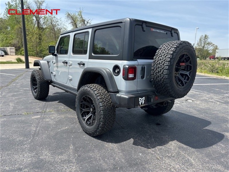 Jeep Wrangler Vehicle Image 22