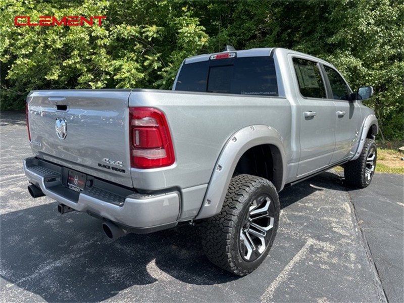 Ram 1500 Vehicle Image 32