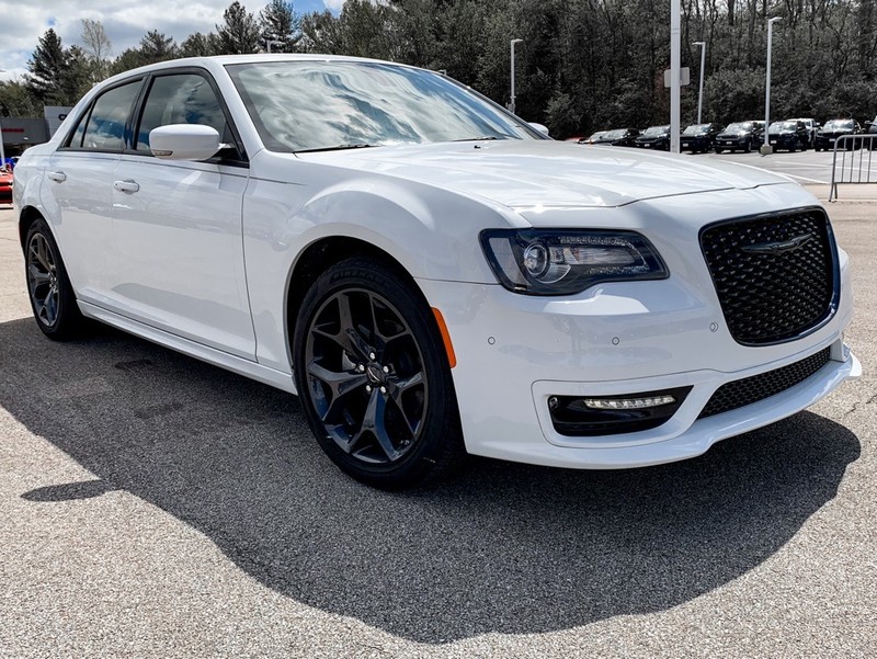 Chrysler 300 Vehicle Image 07