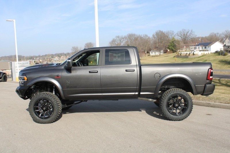 Ram 3500 Vehicle Image 04