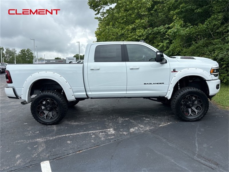 Ram 2500 Vehicle Image 33