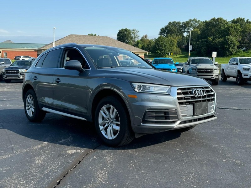 Audi Q5 Vehicle Image 09