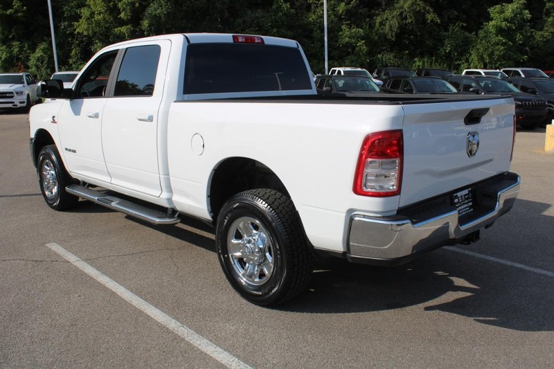 Ram 3500 Vehicle Image 04