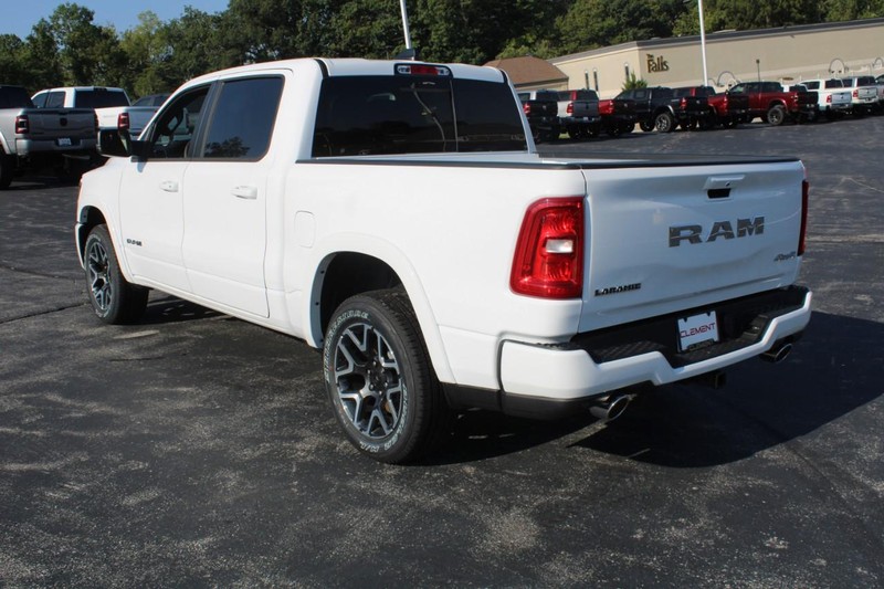 Ram 1500 Vehicle Image 04