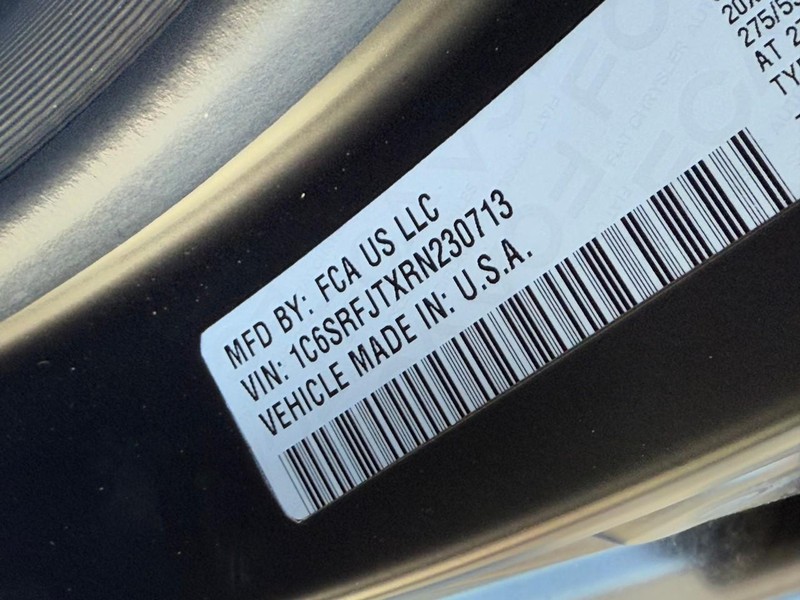Ram 1500 Vehicle Image 18