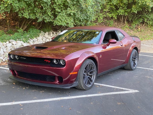 more details - dodge challenger