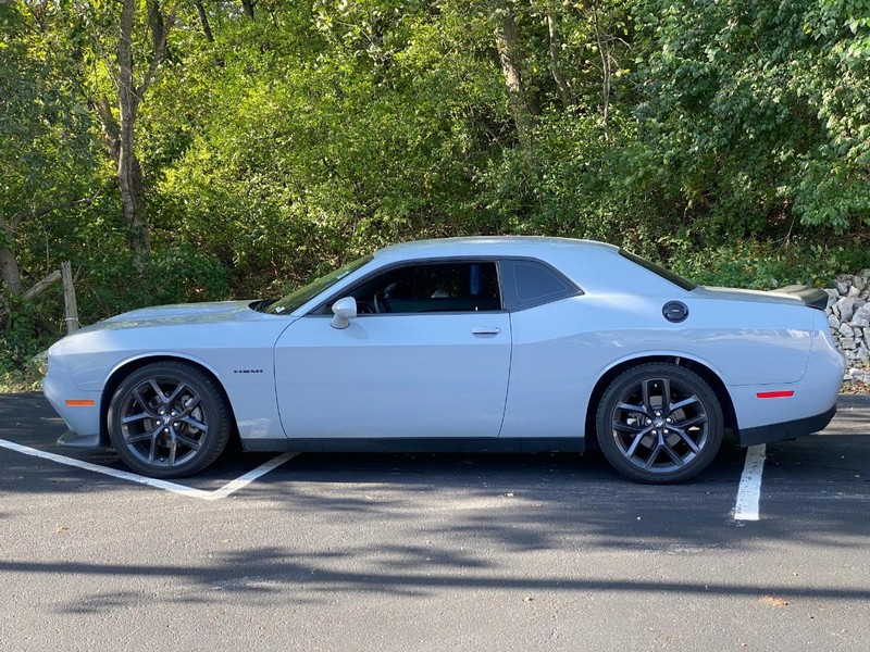 Dodge Challenger Vehicle Image 03