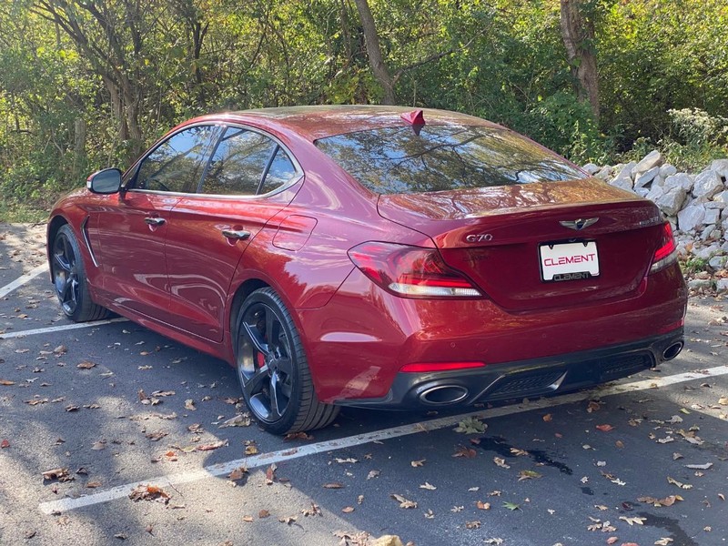 Genesis G70 Vehicle Image 04