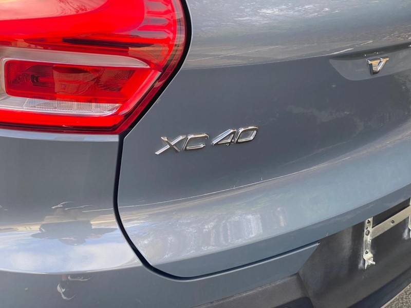 Volvo XC40 Vehicle Image 05