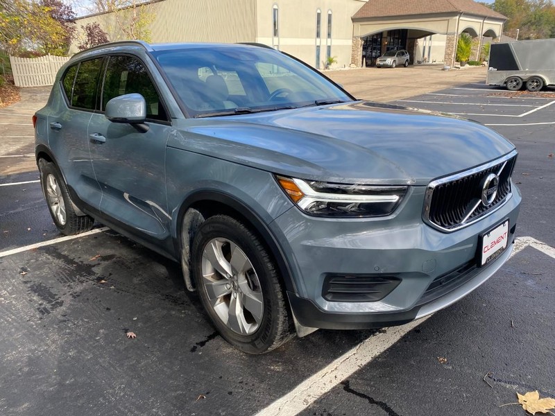 Volvo XC40 Vehicle Image 12