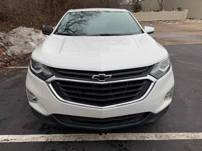 Chevrolet Equinox Vehicle Image 14