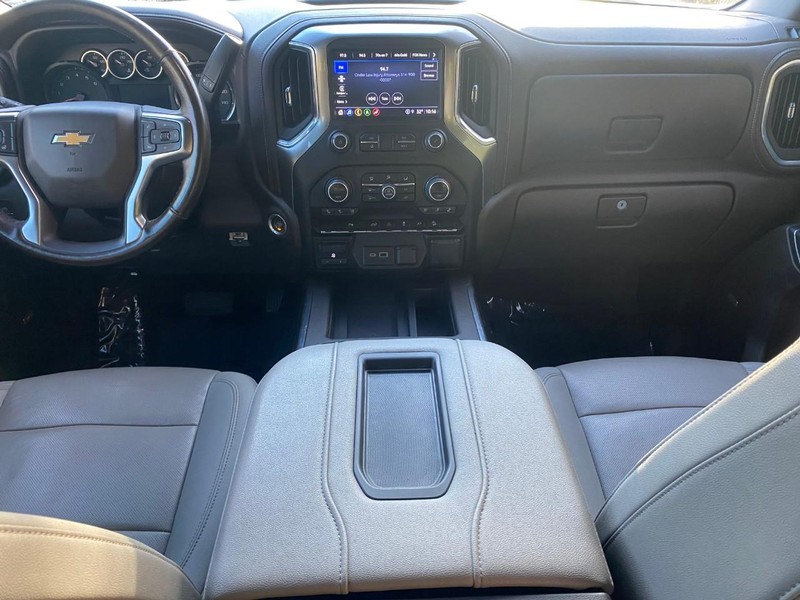 Chevrolet Silverado 1500 LTD Vehicle Image 16