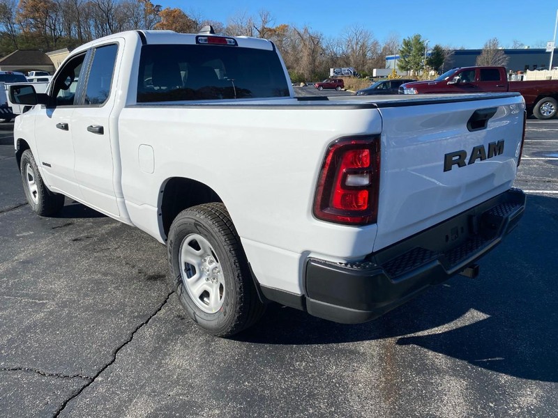 Ram 1500 Vehicle Image 04