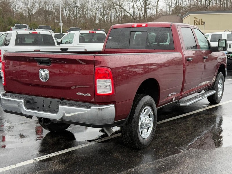 Ram 3500 Vehicle Image 04