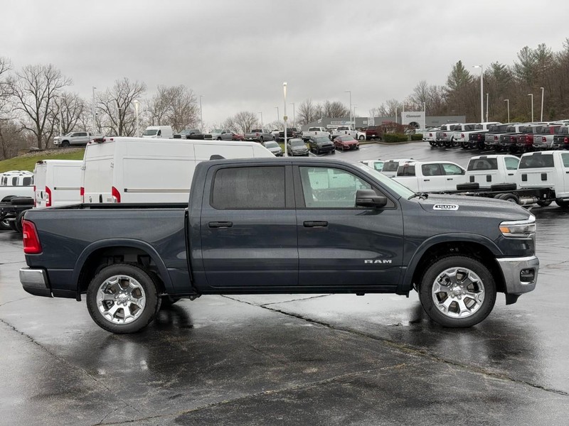 Ram 1500 Vehicle Image 03