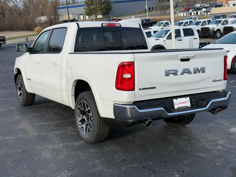 Ram 1500 Vehicle Image 04