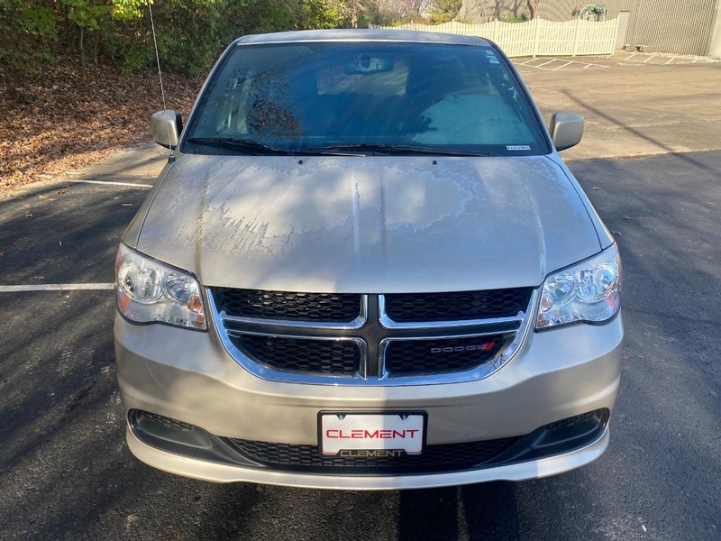 Dodge Grand Caravan Vehicle Image 13