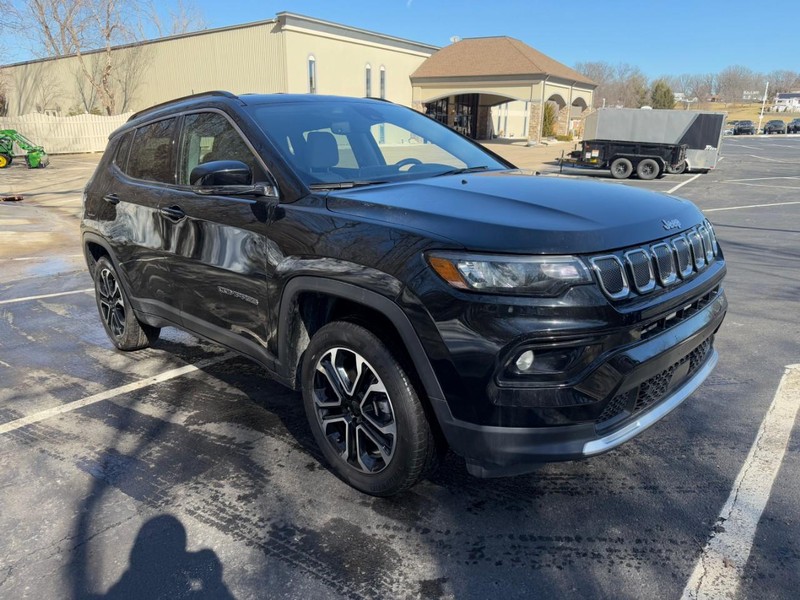 Jeep Compass Vehicle Image 11