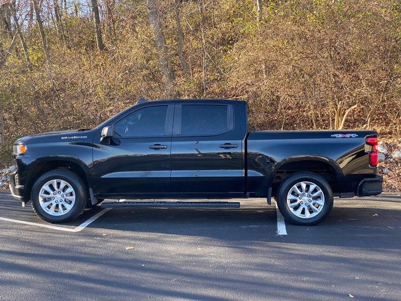 Chevrolet Silverado 1500 Vehicle Image 03