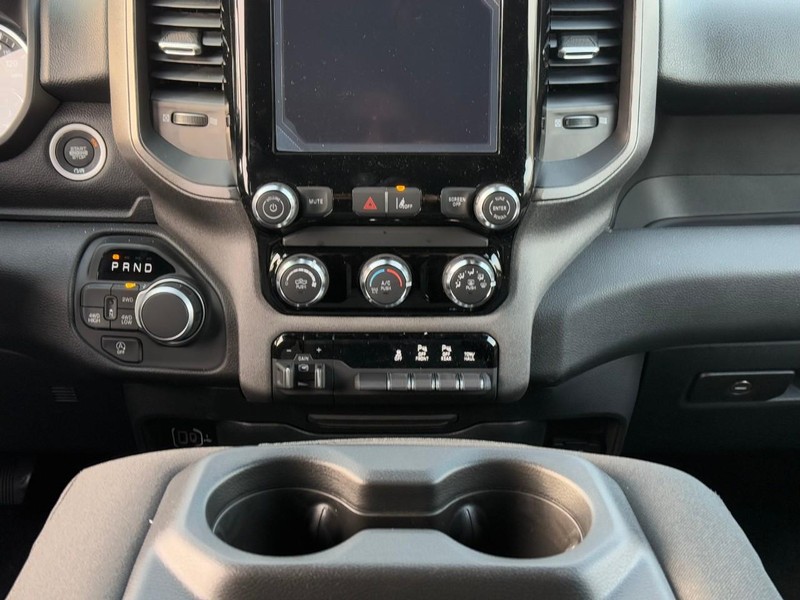 Ram 1500 Vehicle Image 13