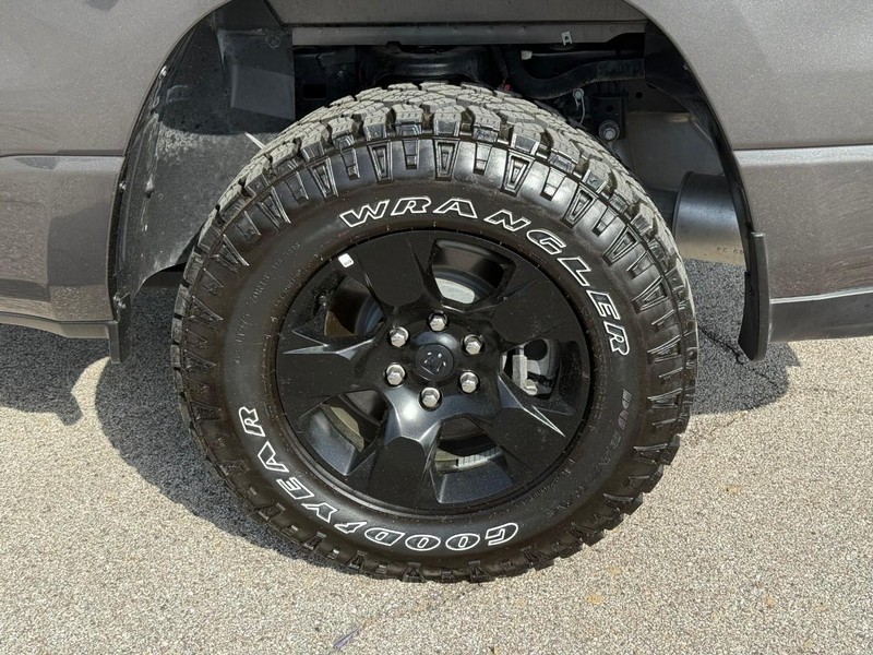 Ram 1500 Vehicle Image 05