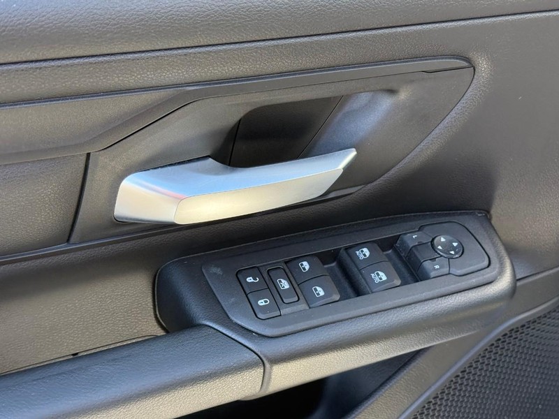 Ram 1500 Vehicle Image 08