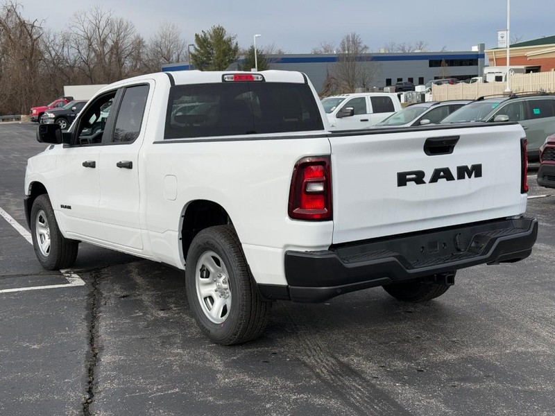 Ram 1500 Vehicle Image 04