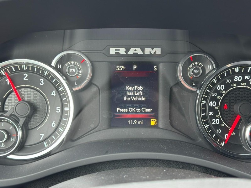 Ram 2500 Vehicle Image 16