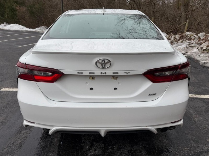 Toyota Camry Vehicle Image 08