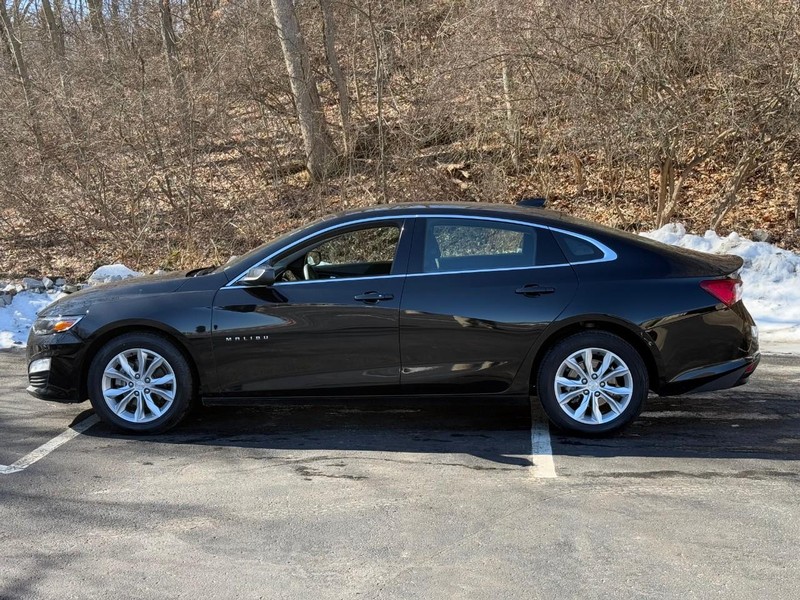 Chevrolet Malibu Vehicle Image 03