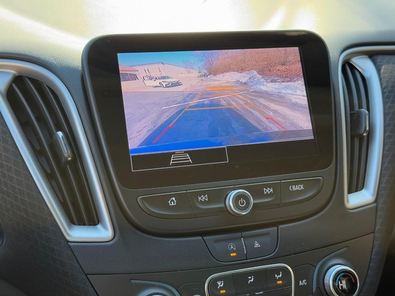 Chevrolet Malibu Vehicle Image 27