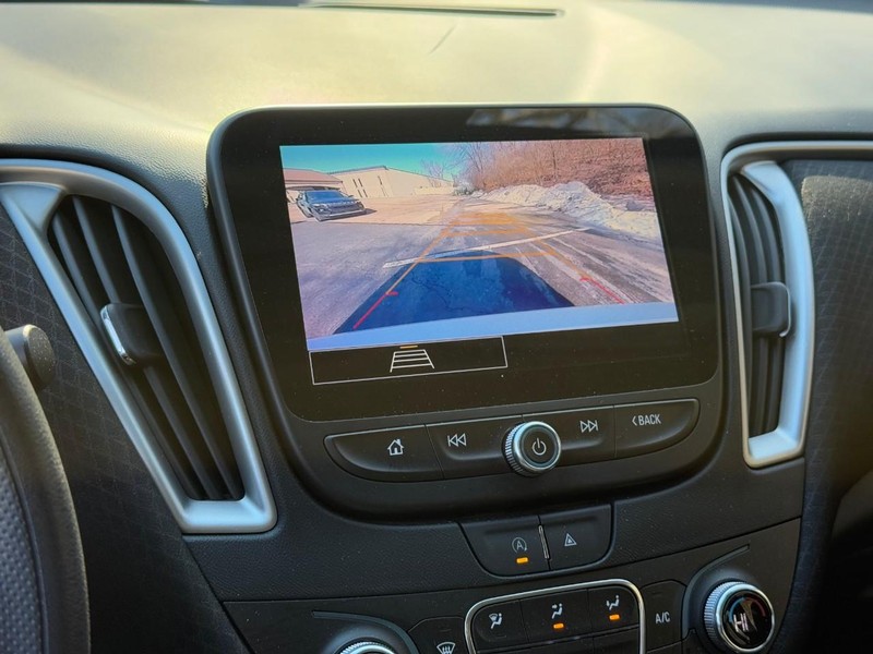 Chevrolet Malibu Vehicle Image 27