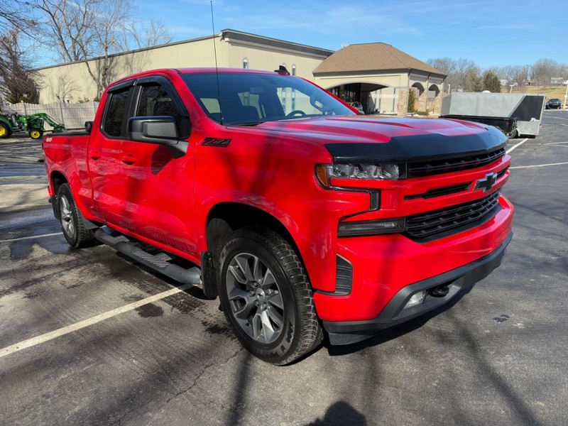 Chevrolet Silverado 1500 Vehicle Image 12