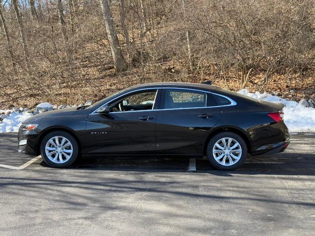 Chevrolet Malibu Vehicle Image 03