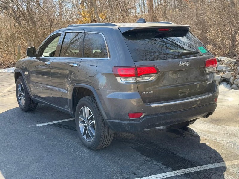 Jeep Grand Cherokee Vehicle Image 04