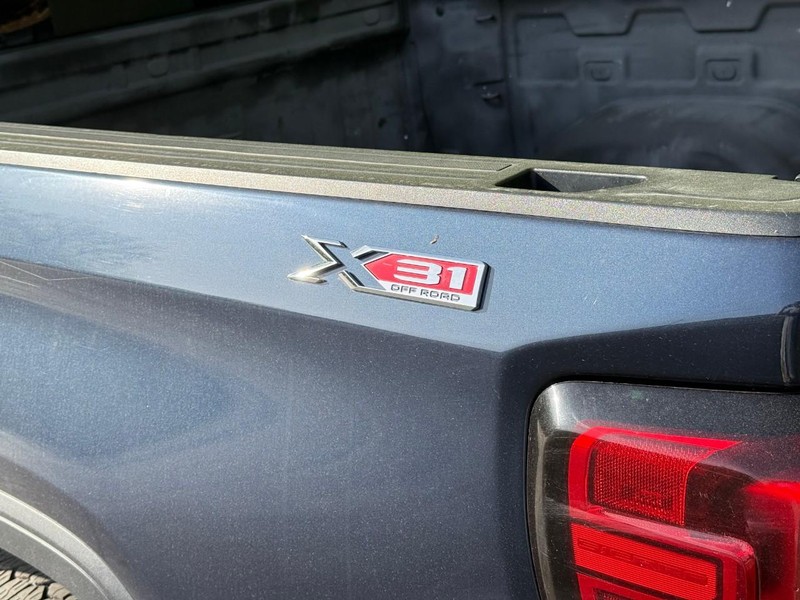 GMC Sierra 1500 Vehicle Image 07
