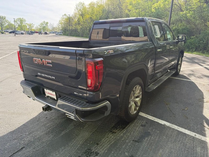 GMC Sierra 1500 Vehicle Image 12