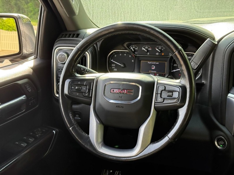 GMC Sierra 1500 Vehicle Image 17