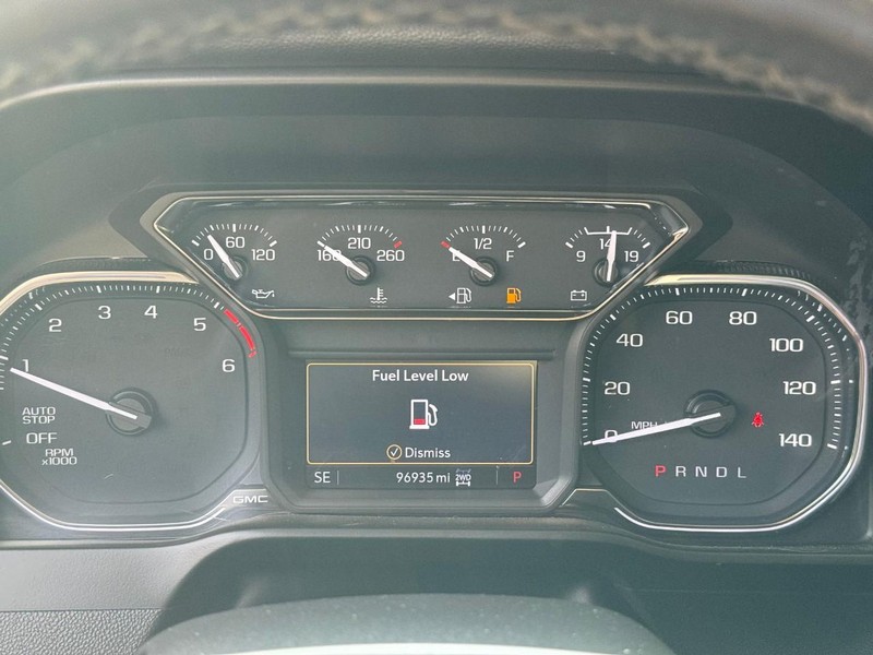 GMC Sierra 1500 Vehicle Image 26