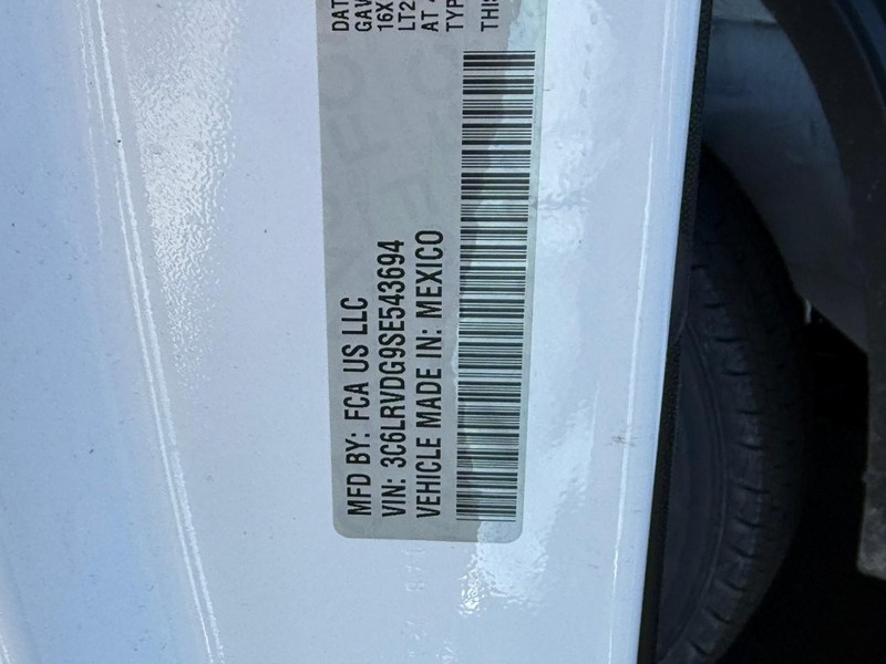 Ram ProMaster Cargo Van Vehicle Image 14
