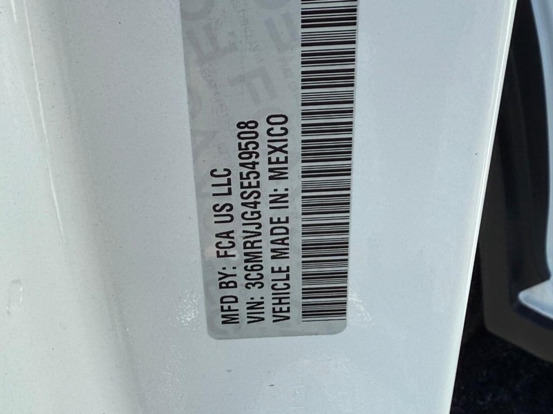Ram ProMaster Cargo Van Vehicle Image 19