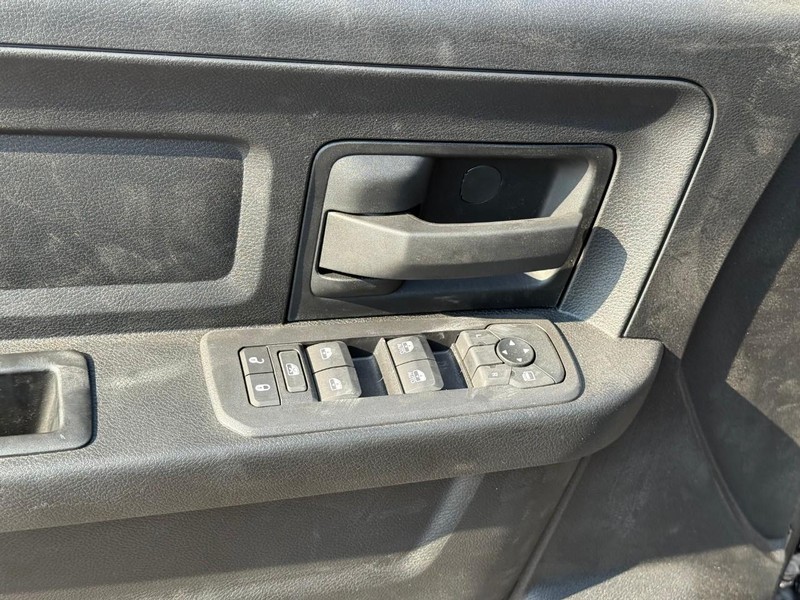 Ram 2500 Vehicle Image 13