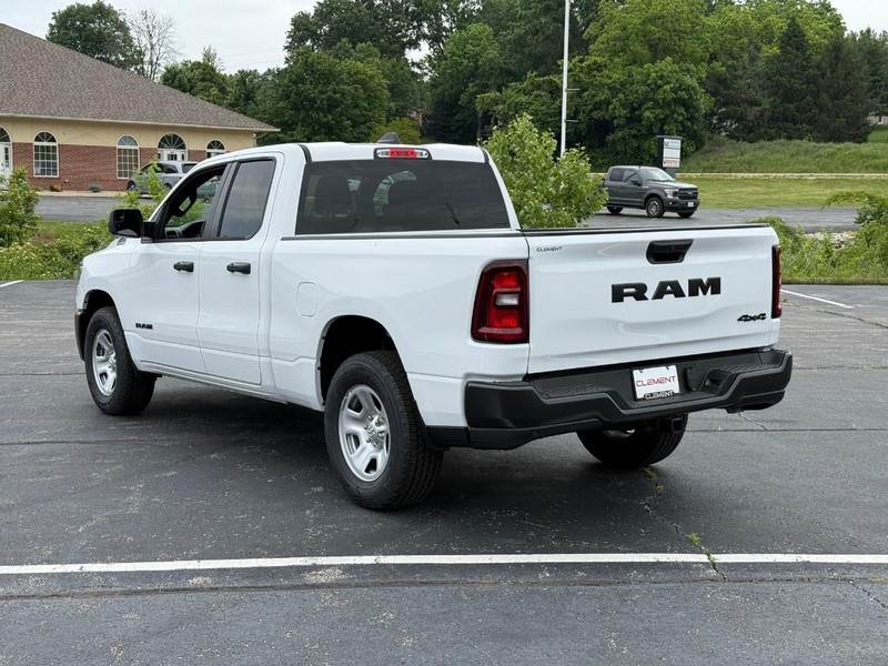 Ram 1500 Vehicle Image 04