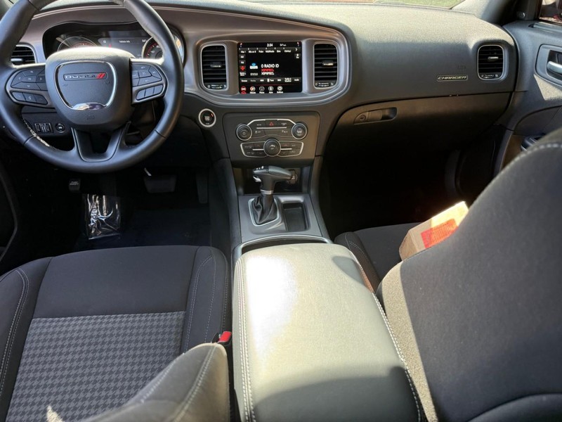 Dodge Charger Vehicle Image 14