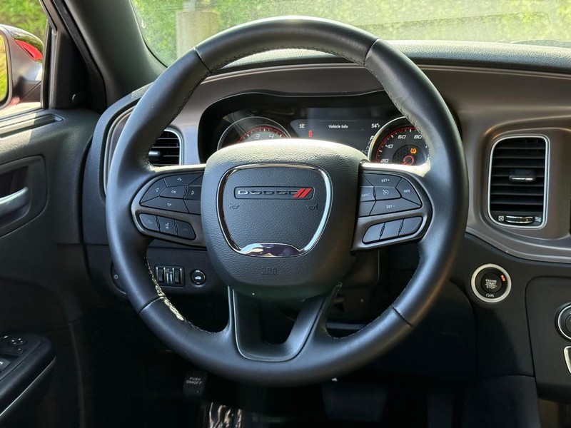 Dodge Charger Vehicle Image 15