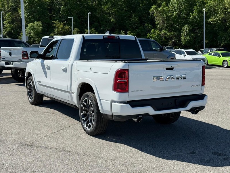 Ram 1500 Vehicle Image 04