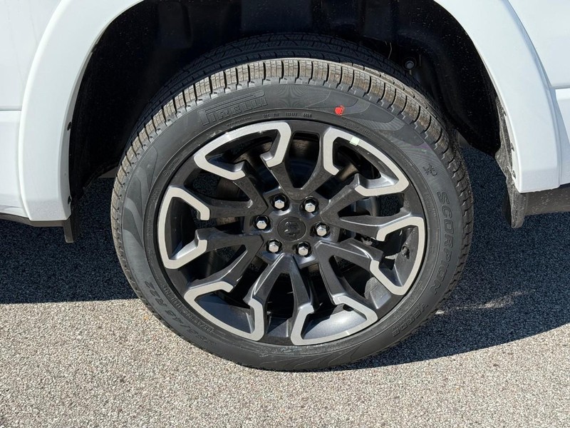 Ram 1500 Vehicle Image 05