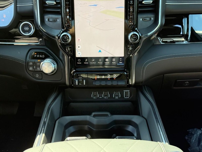 Ram 1500 Vehicle Image 12