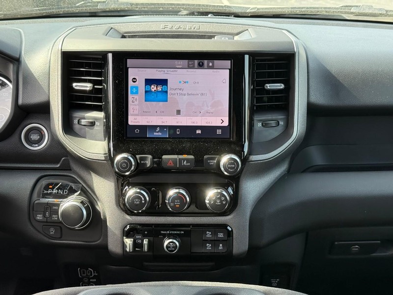 Ram 1500 Vehicle Image 11